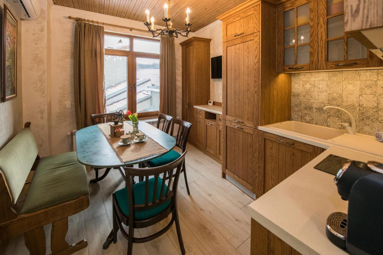 Апартаменти Guest Apartment&studio Peychin / апартамент&студио пейчин Велико-Тирново